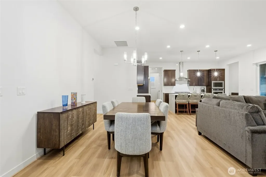 23559 SE Wisteria Street Black Diamond WA 98010