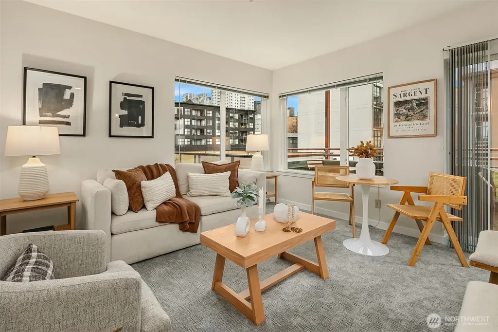 2717 Western Avenue Seattle WA 98121