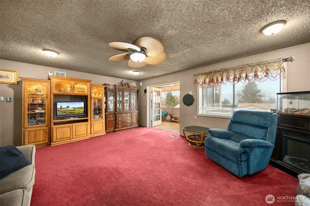 325 N Kansas Avenue East Wenatchee WA 98802