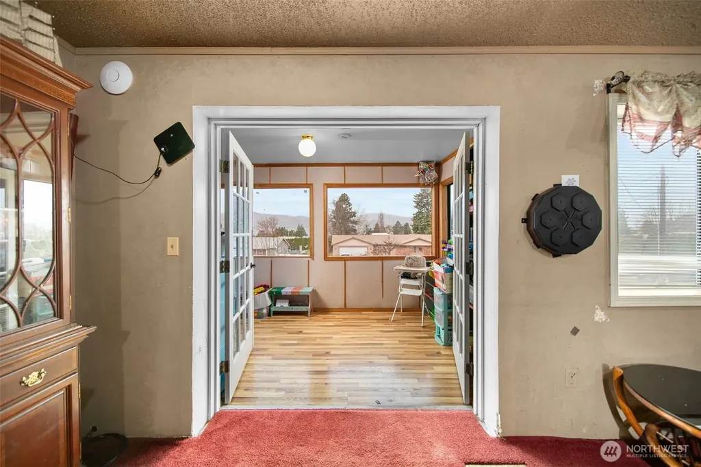 325 N Kansas Avenue East Wenatchee WA 98802