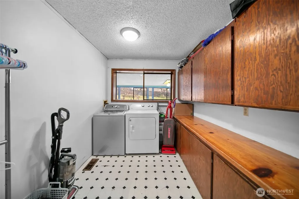 325 N Kansas Avenue East Wenatchee WA 98802
