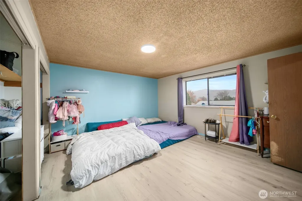 325 N Kansas Avenue East Wenatchee WA 98802