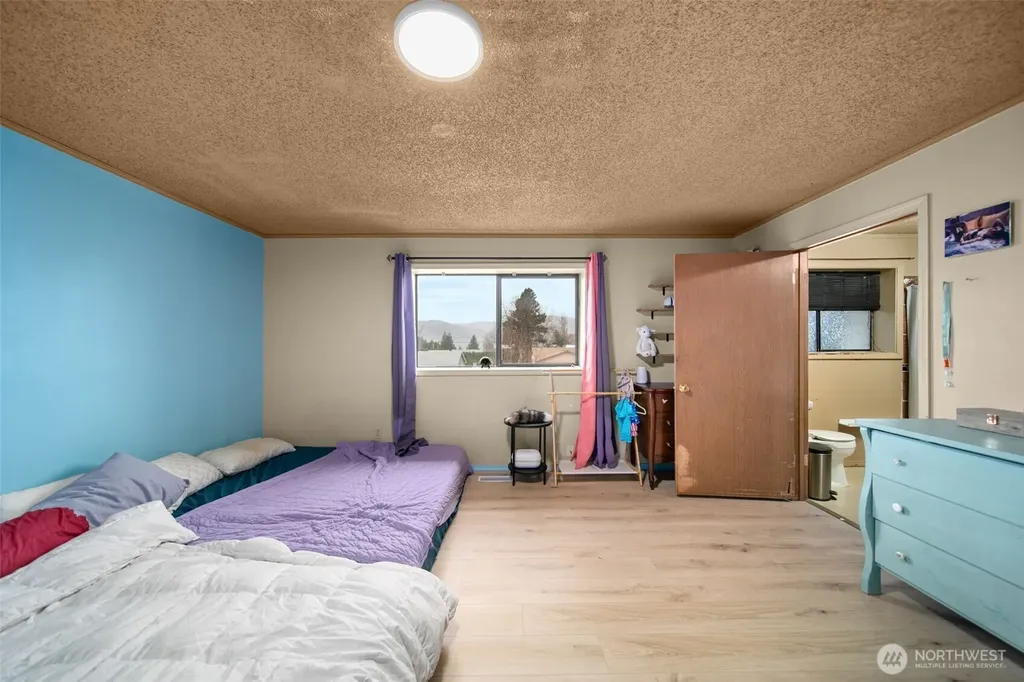 325 N Kansas Avenue East Wenatchee WA 98802