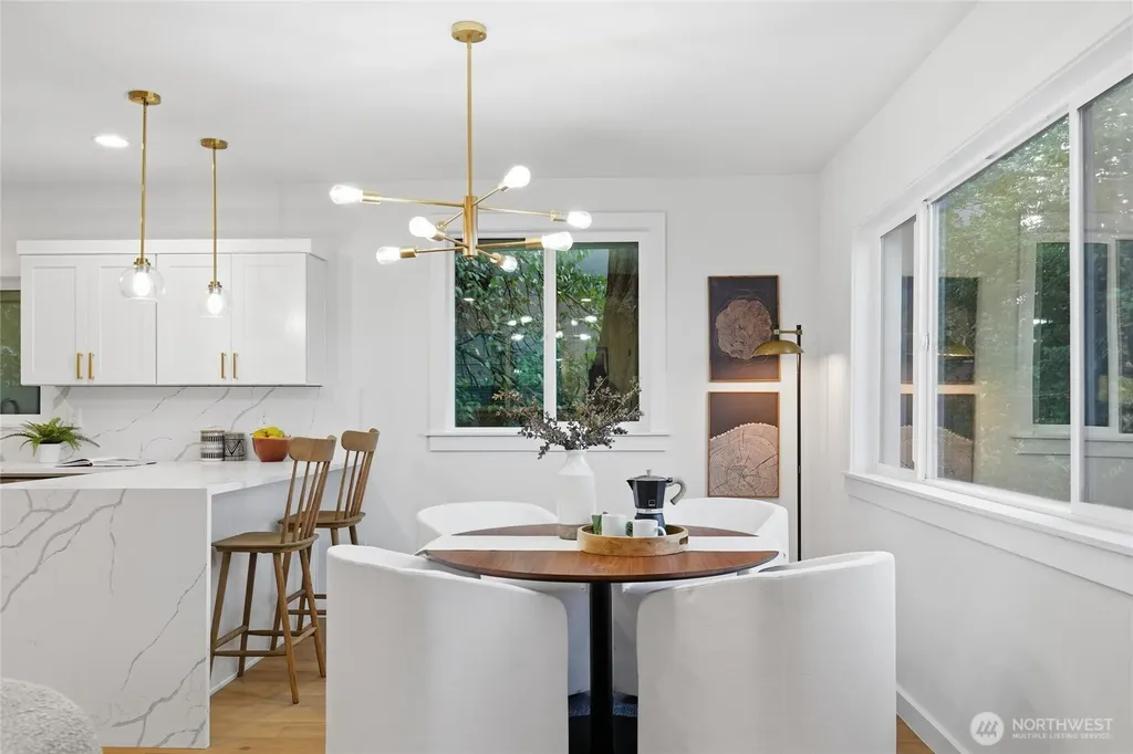 3448 14th Avenue W Seattle WA 98119