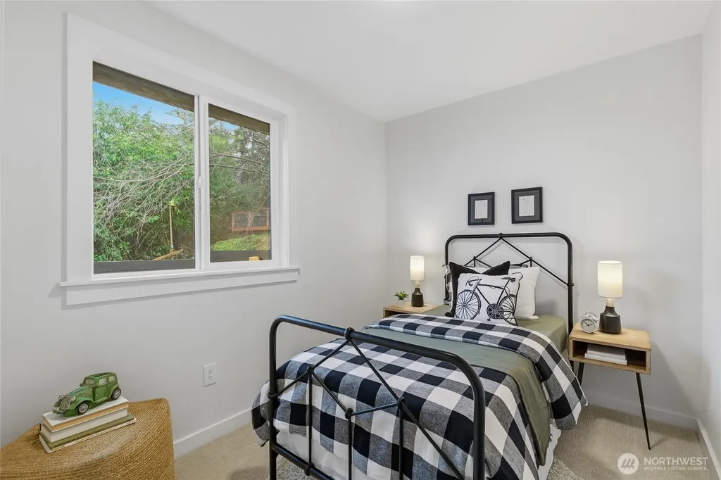 3448 14th Avenue W Seattle WA 98119