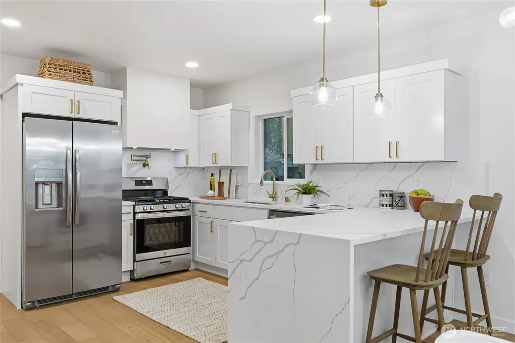 3448 14th Avenue W Seattle WA 98119