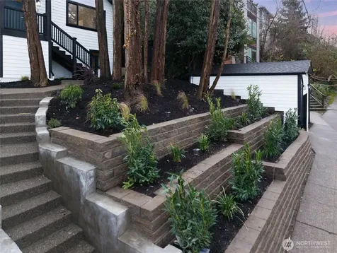 3448 14th Avenue W Seattle WA 98119