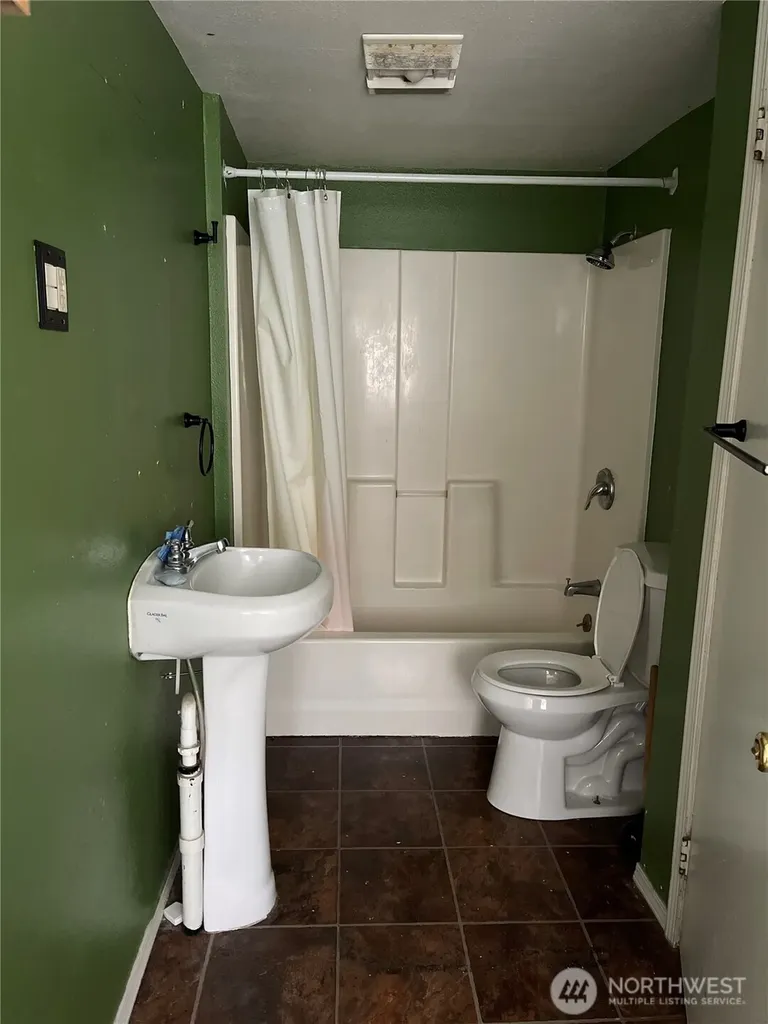 606 Schley Aberdeen WA 98520