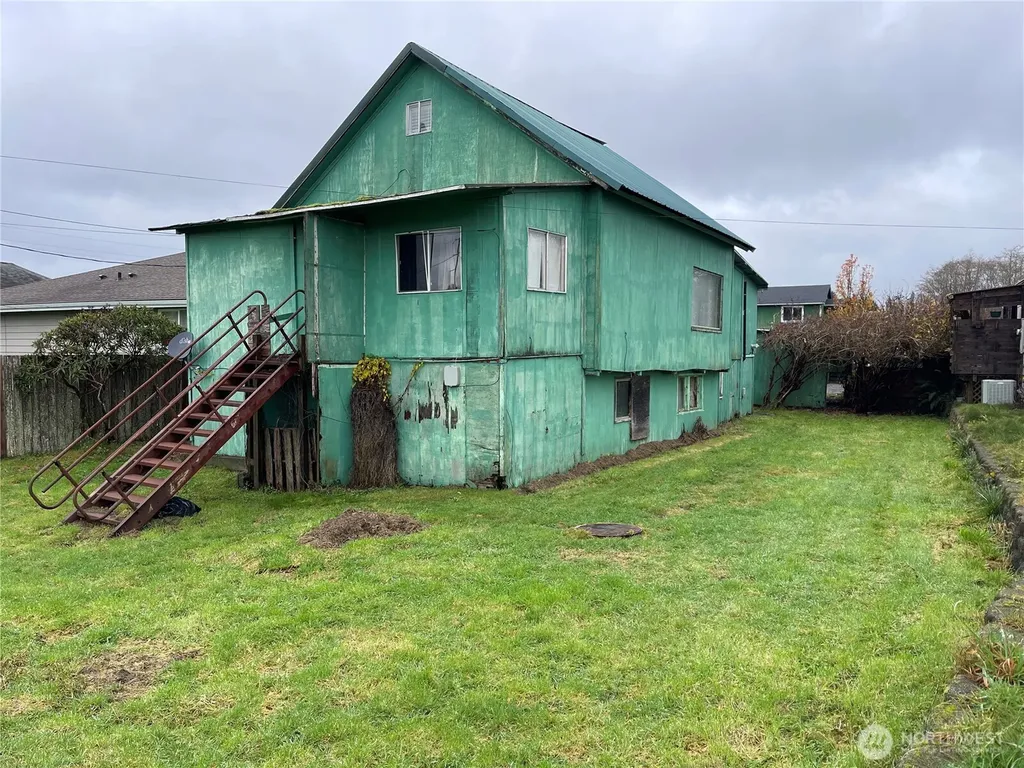 606 Schley Aberdeen WA 98520