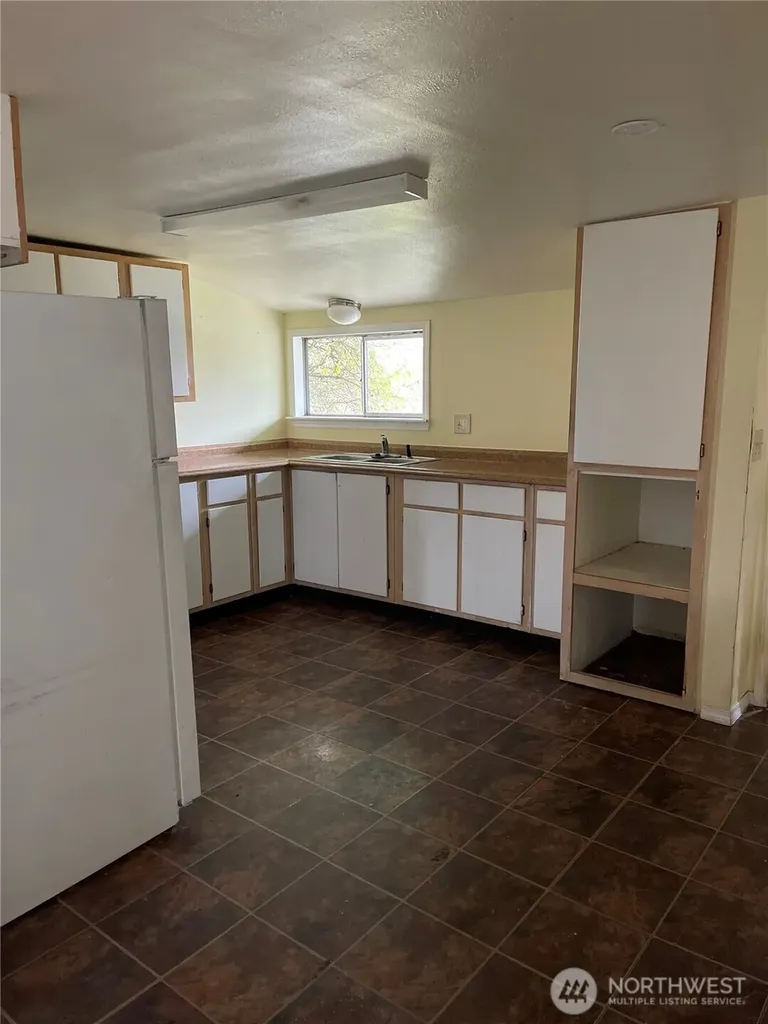 606 Schley Aberdeen WA 98520