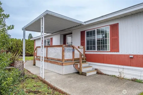 225 NE Ernst Oak Harbor WA 98277