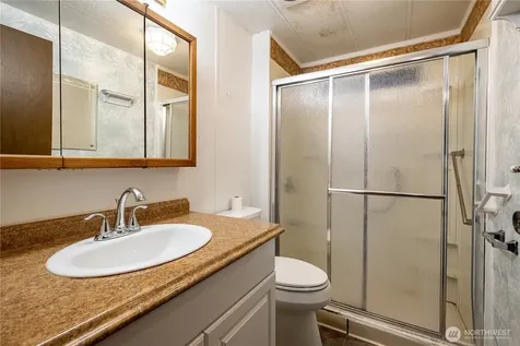225 NE Ernst Oak Harbor WA 98277