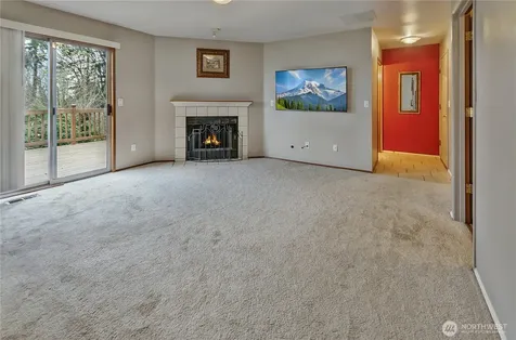 21211 95th Court S Kent WA 98031