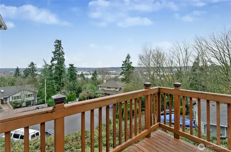 21211 95th Court S Kent WA 98031