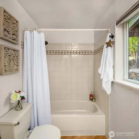 12014 98th Avenue NE Kirkland WA 98034