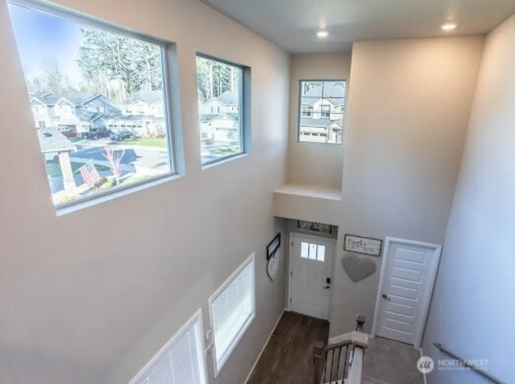 17622 Crossing Drive E Puyallup WA 98374