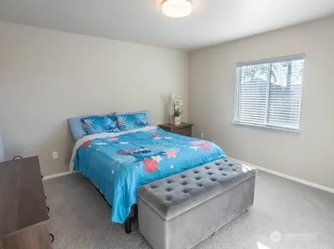 17622 Crossing Drive E Puyallup WA 98374