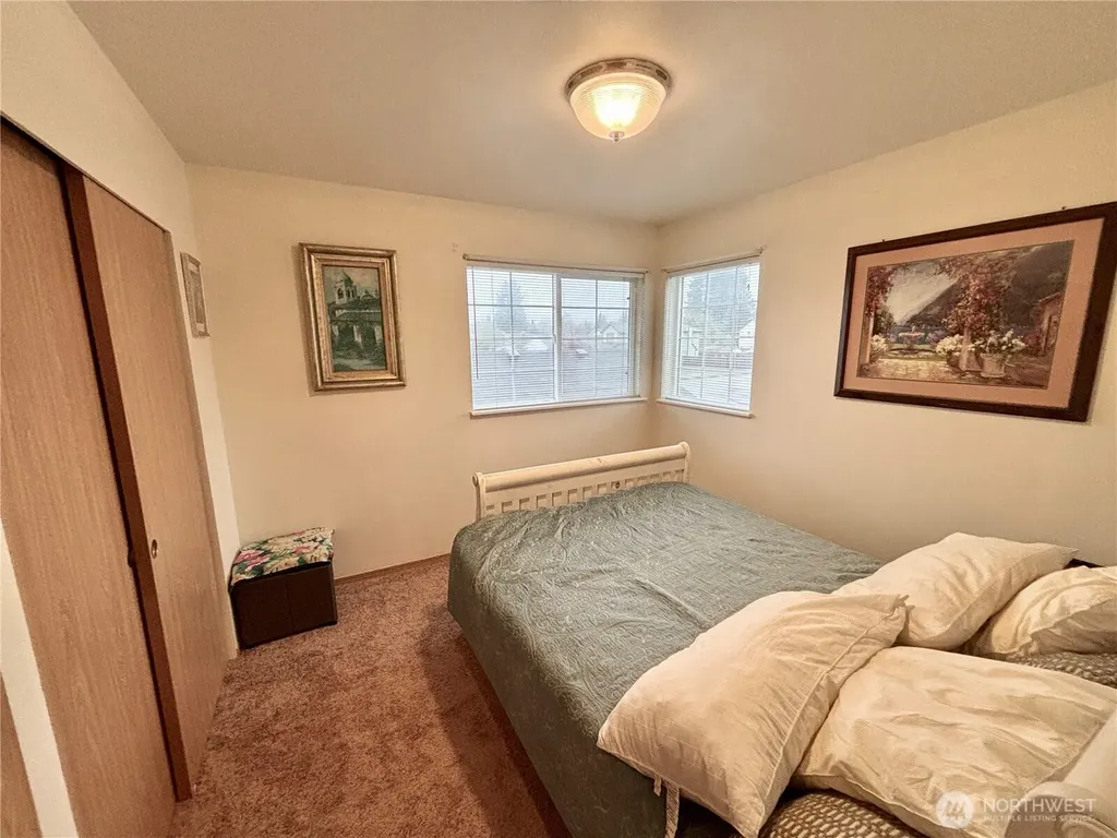 4705 Blueberry Court SE Lacey WA 98503