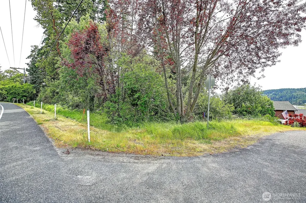 376 Moana Drive Camano Island WA 98282