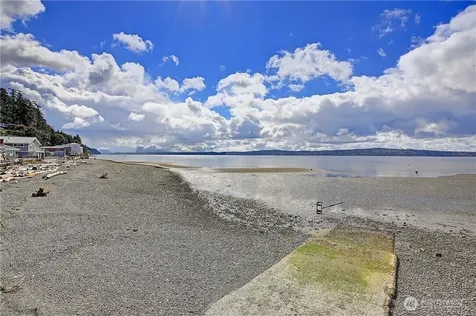 376 Moana Drive Camano Island WA 98282