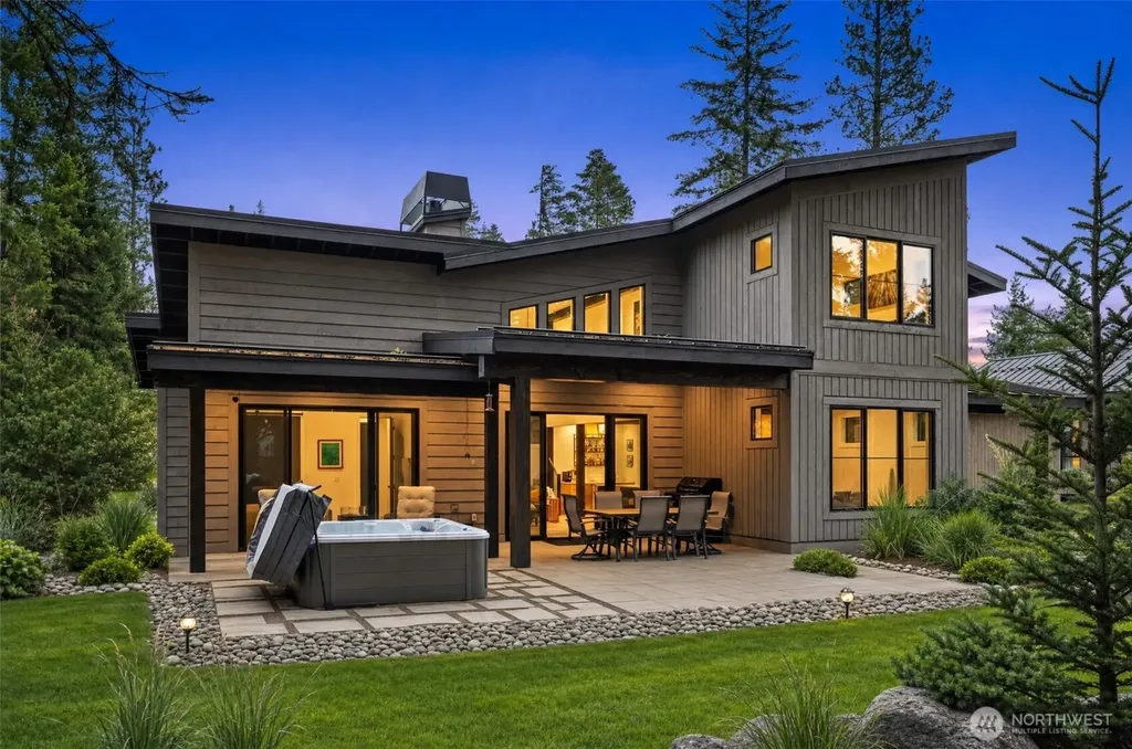 1551 Kokanee Loop Cle Elum WA 98922