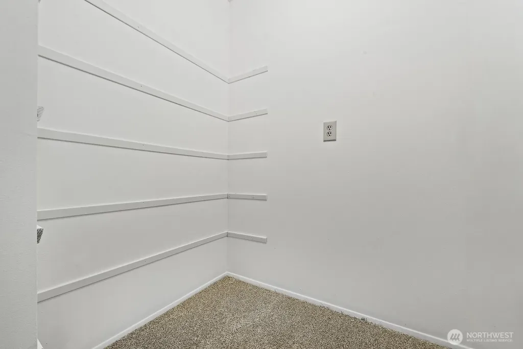 610 Aloha Street Seattle WA 98109