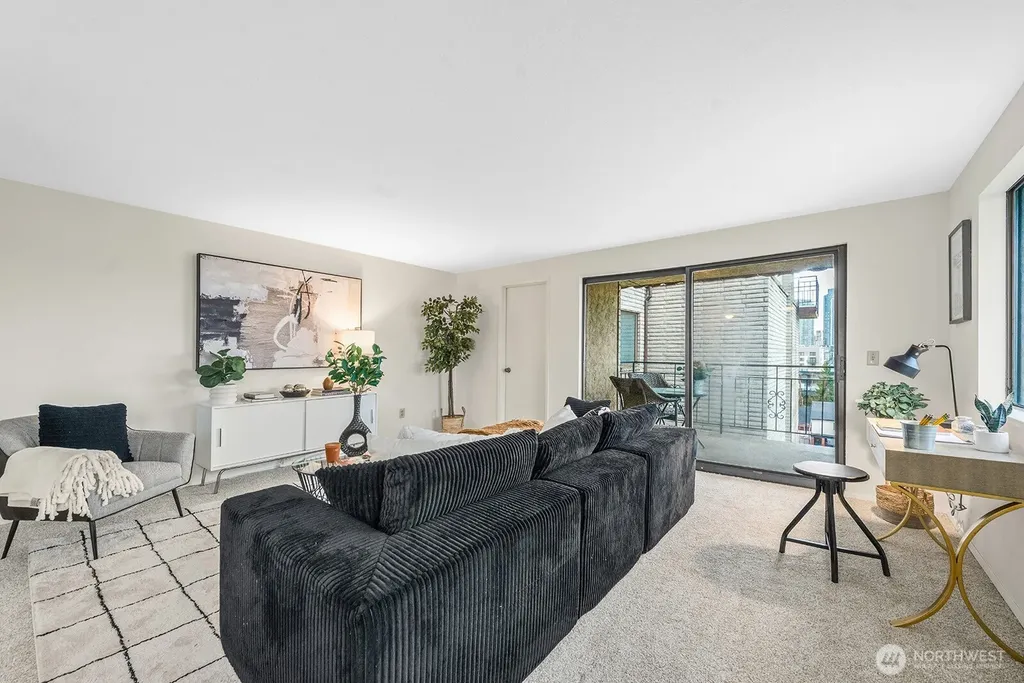 610 Aloha Street Seattle WA 98109