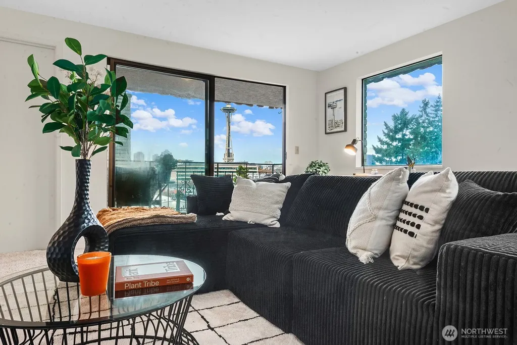 610 Aloha Street Seattle WA 98109