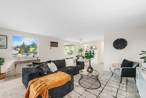 610 Aloha Street Seattle WA 98109