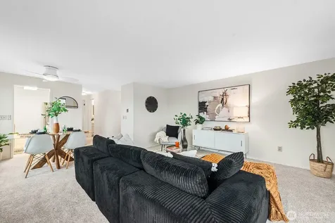 610 Aloha Street Seattle WA 98109