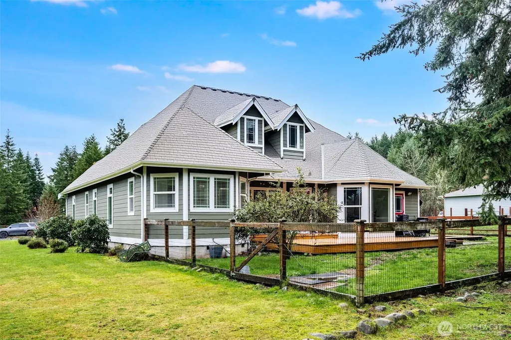 36612 2nd Avenue S Roy WA 98580