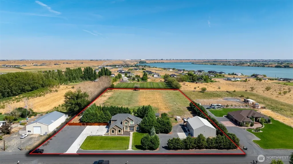 6795 NE D.8 Road Moses Lake WA 98837
