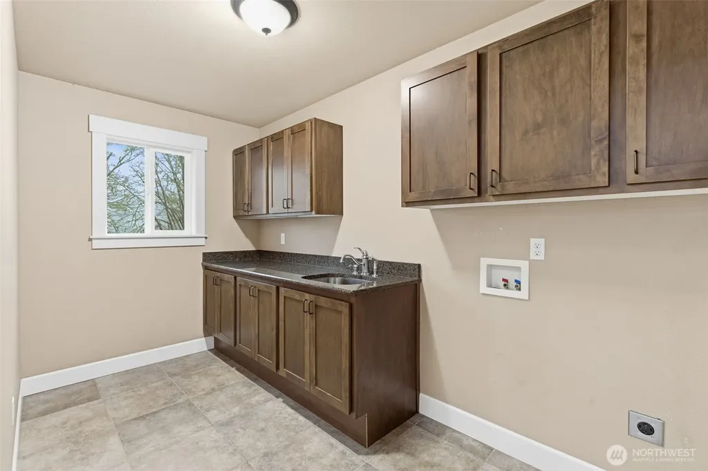 8115 64th Street Ct NW Gig Harbor WA 98335