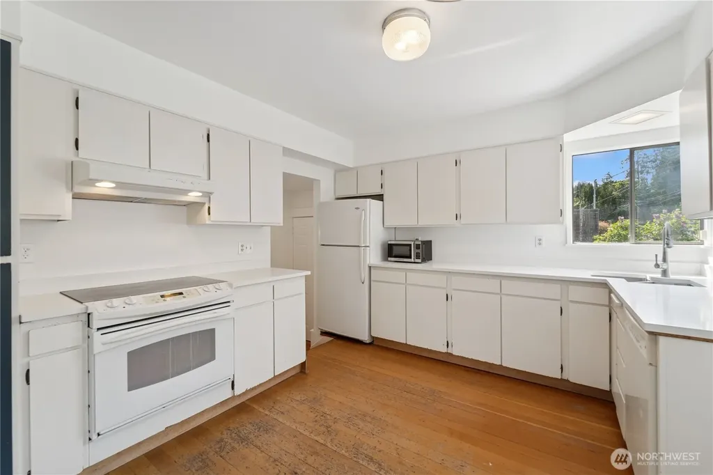 209 W Blaine Street Seattle WA 98119