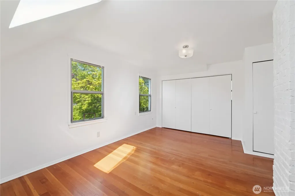 209 W Blaine Street Seattle WA 98119