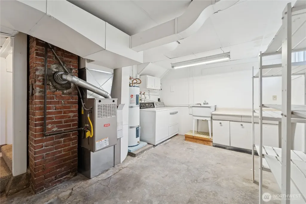 209 W Blaine Street Seattle WA 98119