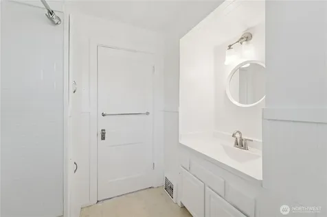 209 W Blaine Street Seattle WA 98119