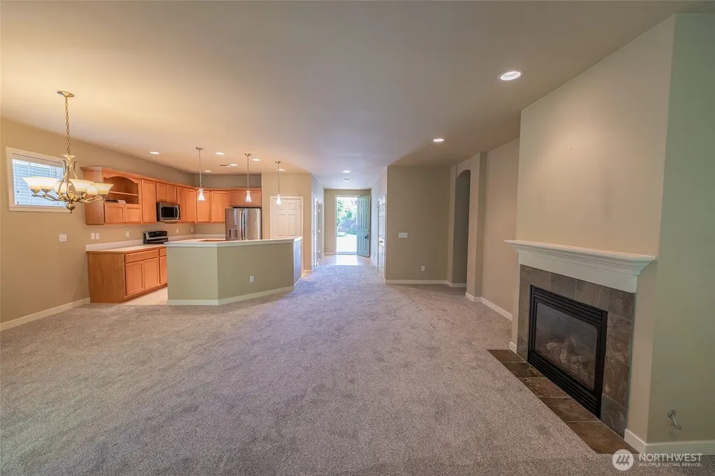 755 SE Heron Drive College Place WA 99324