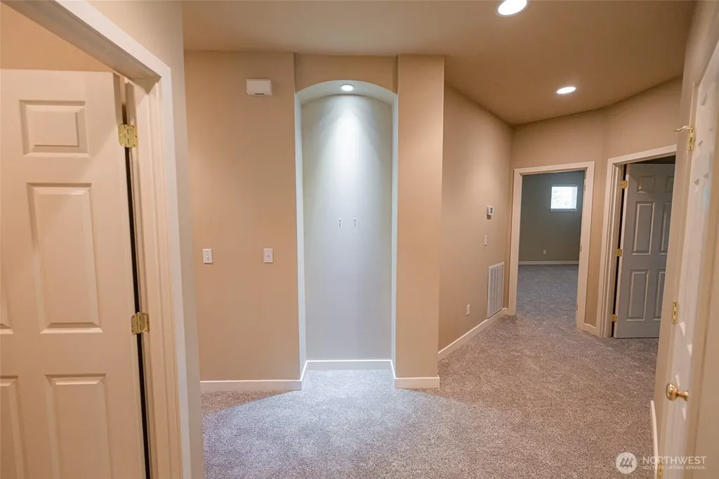 755 SE Heron Drive College Place WA 99324