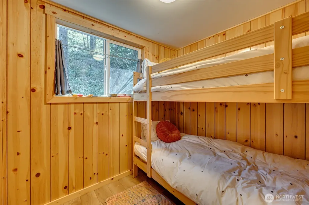 141 Northwoods Cabin Cougar WA 98616