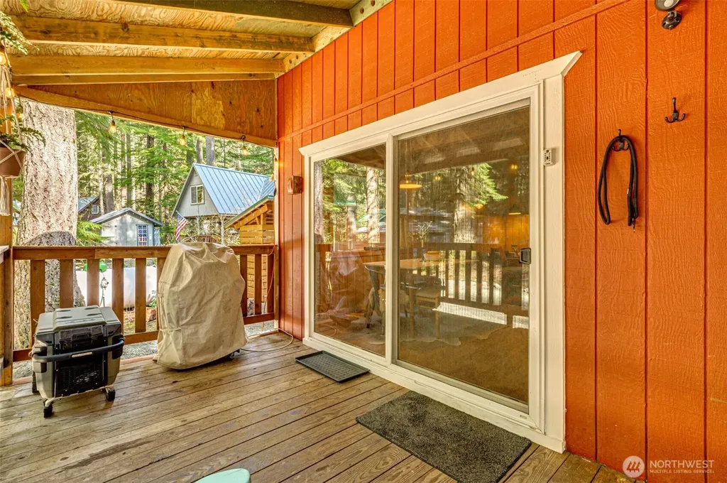 141 Northwoods Cabin Cougar WA 98616