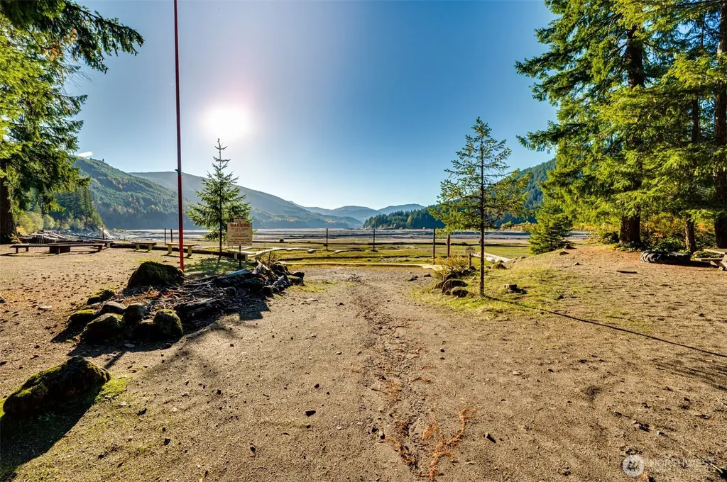 141 Northwoods Cabin Cougar WA 98616