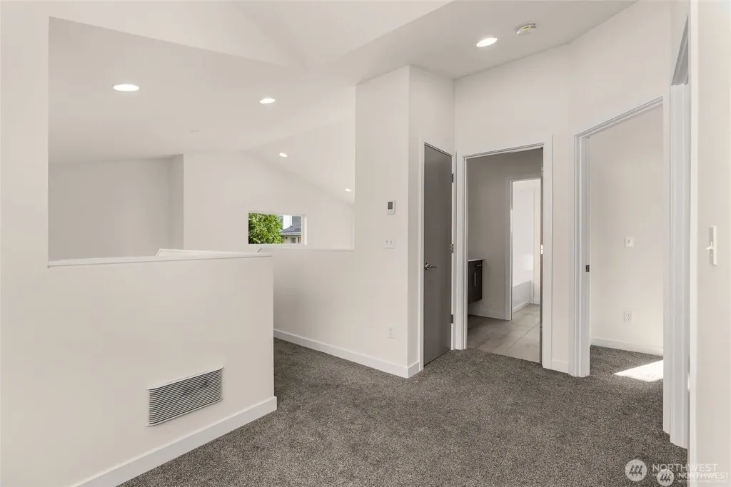 6013 S 127th Lane Seattle WA 98178