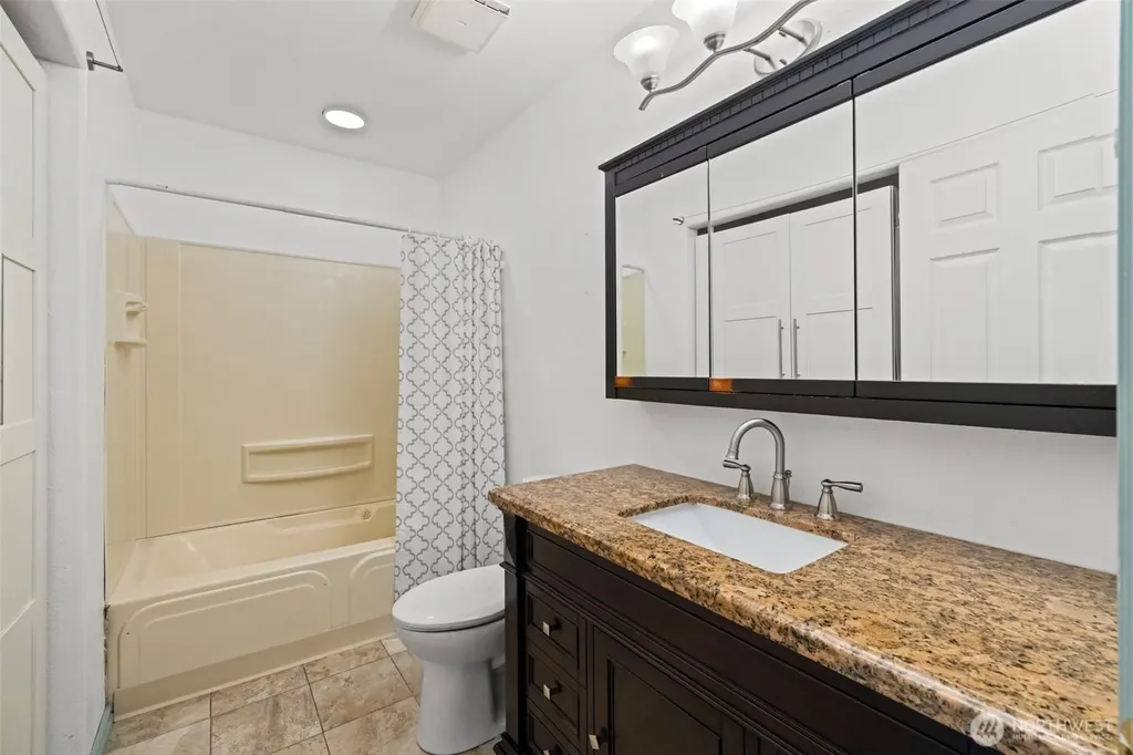 233 Lupine Drive Sequim WA 98382