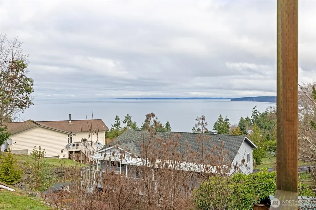 233 Lupine Drive Sequim WA 98382