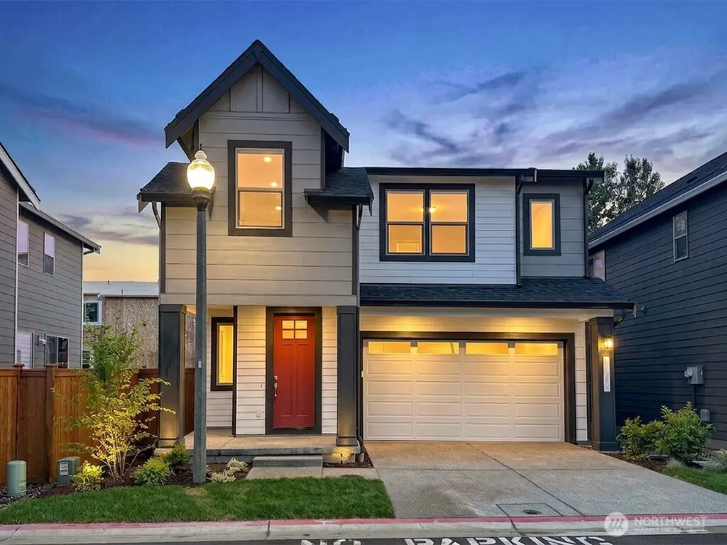 12502 SE 256th Place Kent WA 98030