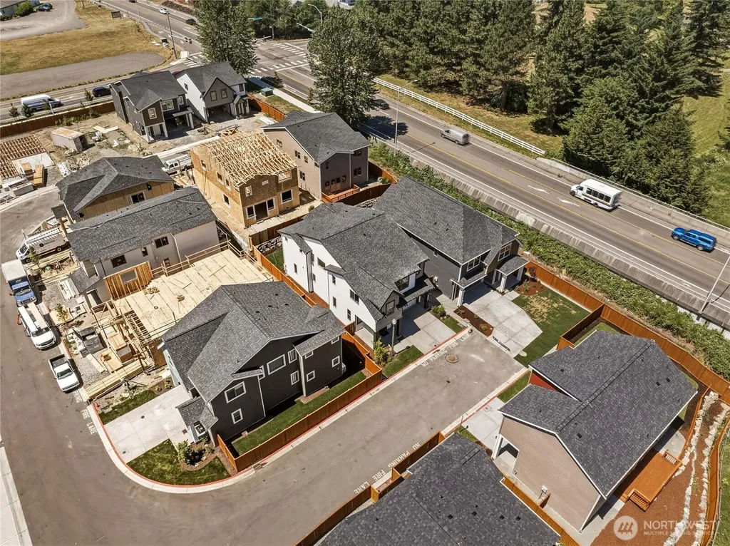 12502 SE 256th Place Kent WA 98030