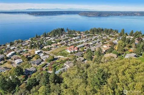 6106 Panorama Drive NE Tacoma WA 98422