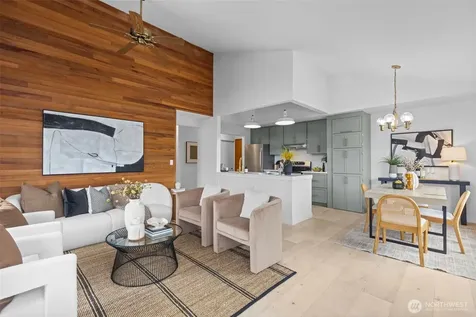 4911 Fremont Avenue N Seattle WA 98103