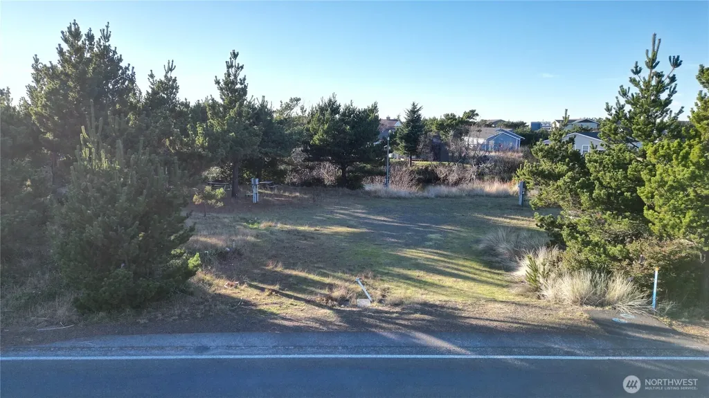 31911 I Street Ocean Park WA 98640